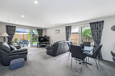 Photo of property in 35 Burford Way, Rolleston, 7615