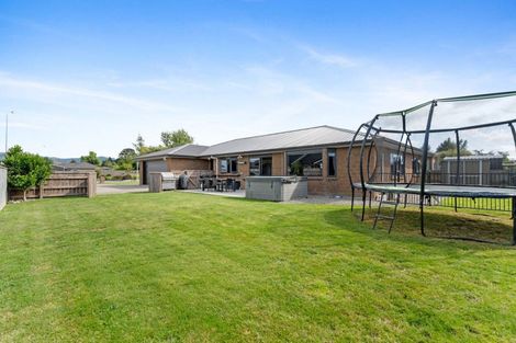 Photo of property in 12 Molesworth Street, Carterton, 5713