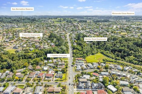 Photo of property in 1 Tabitha Crescent, Henderson, Auckland, 0612