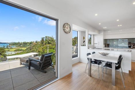 Photo of property in 13 Wilding Avenue, Northcote Point, Auckland, 0627