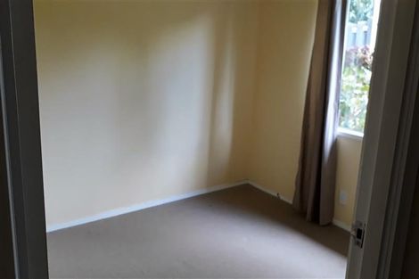 Photo of property in 14 Palmetto Place, Goodwood Heights, Auckland, 2105