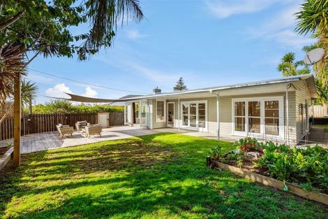 Photo of property in 1/36a Tomo Street, New Lynn, Auckland, 0600