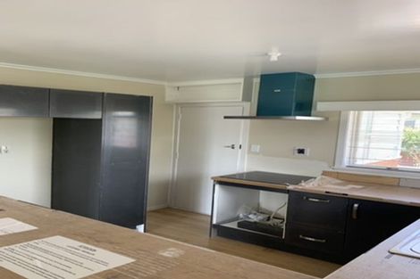 Photo of property in 1/16 Shakespeare Road, Milford, Auckland, 0620