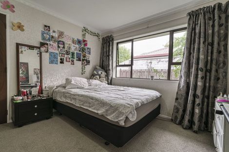 Photo of property in 124 Grey Street, Cambridge, 3434