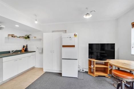 Photo of property in 101a Yaldhurst Road, Sockburn, Christchurch, 8042