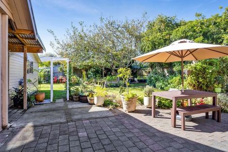 Photo of property in 70 Collins Street, Hawera, 4610