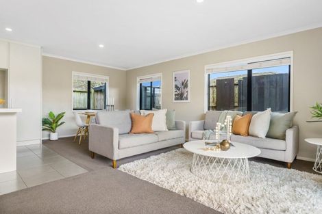 Photo of property in 26 Butterworth Crescent, Papamoa Beach, Papamoa, 3118