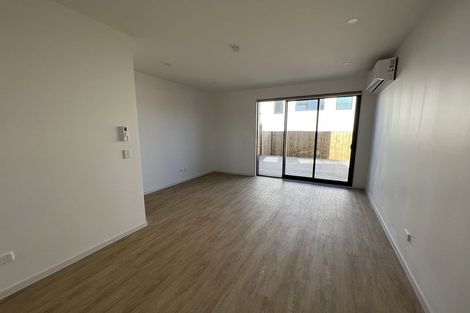 Photo of property in 8 Ocean Breeze Avenue, Hobsonville, Auckland, 0616