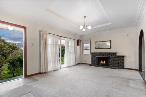 Photo of property in 7 Abbotleigh Avenue, Te Atatu Peninsula, Auckland, 0610