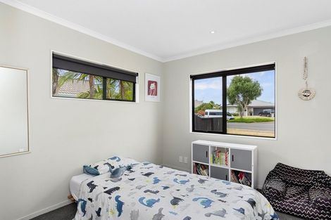 Photo of property in 52 Athena Grove, Papamoa Beach, Papamoa, 3118