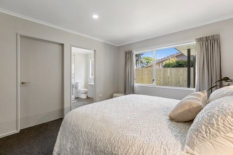 Photo of property in 9a Karina Road, Merrilands, New Plymouth, 4312