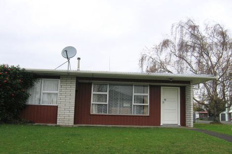 Photo of property in 11 Bruce Place, Highbury, Palmerston North, 4412