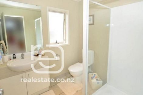 Photo of property in 4 Neaptide Close, Red Beach, 0932