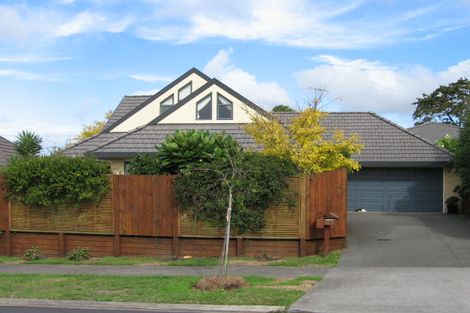 Photo of property in 10a Highfields Terrace, Henderson, Auckland, 0612
