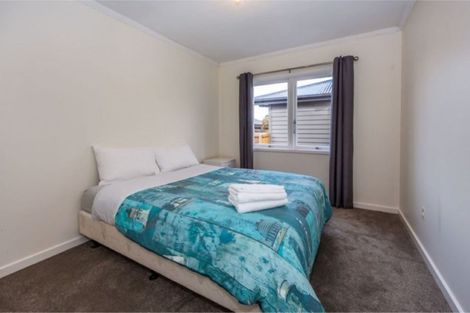 Photo of property in 201 Memorial Avenue, Burnside, Christchurch, 8053