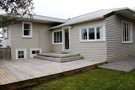 Photo of property in 1/12 Northumberland Avenue, Belmont, Auckland, 0622