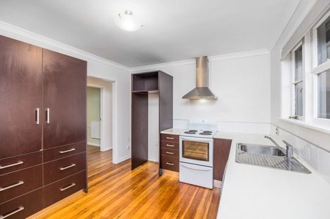 Photo of property in 182 Waimumu Road, Massey, Auckland, 0614