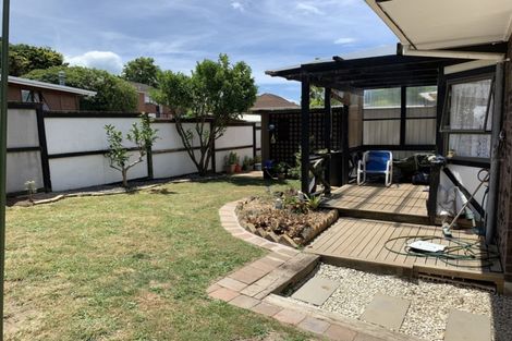 Photo of property in 1/24 Curacao Place, Half Moon Bay, Auckland, 2012