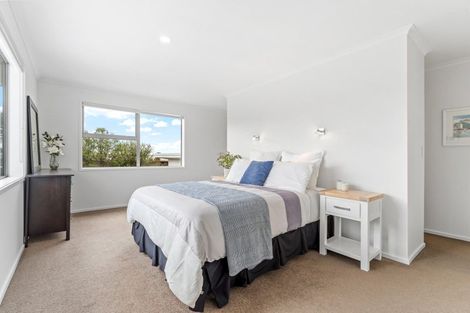 Photo of property in 26 Waitotara Way, Whitianga, 3510