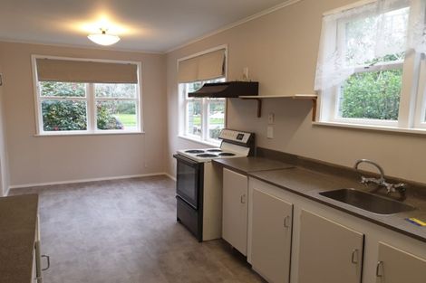 Photo of property in 2 Banks Road, Kawakawa Bay, Papakura, 2585