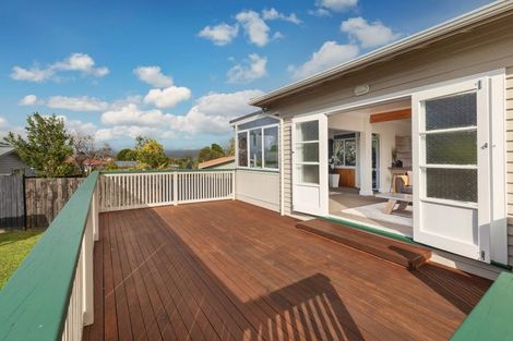 Photo of property in 294 Great North Road, Henderson, Auckland, 0612