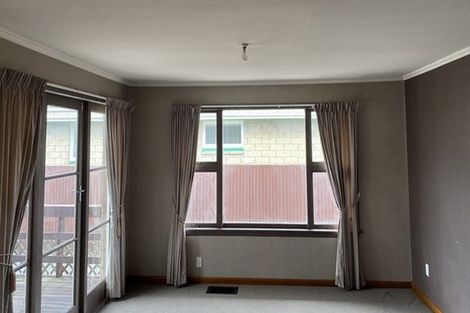Photo of property in 8 Glenora Place, Hornby, Christchurch, 8042