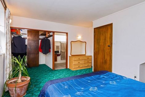 Photo of property in 13 Tahi Terrace, Glen Eden, Auckland, 0602