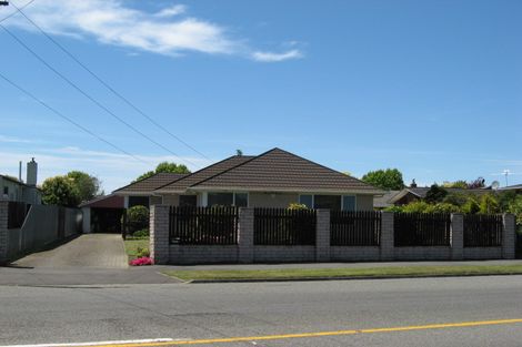 Photo of property in 168 Avonhead Road, Avonhead, Christchurch, 8042