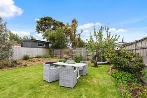 Photo of property in 369 Estuary Road, South New Brighton, Christchurch, 8062