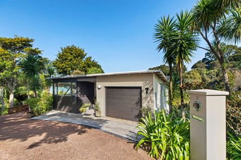 Photo of property in 7 Dorothy Road, Laingholm, Auckland, 0604