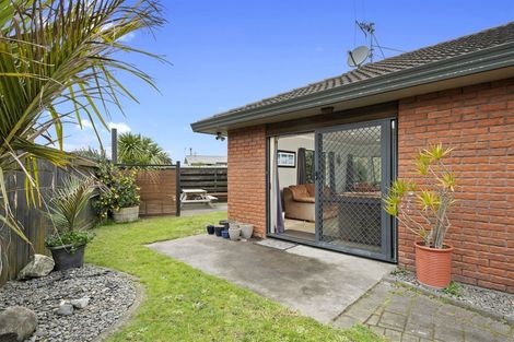 Photo of property in 49 Kane Road, Papamoa Beach, Papamoa, 3118