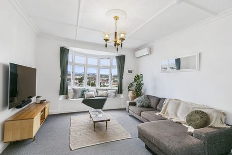 Photo of property in 22 Queens Drive, Kilbirnie, Wellington, 6022