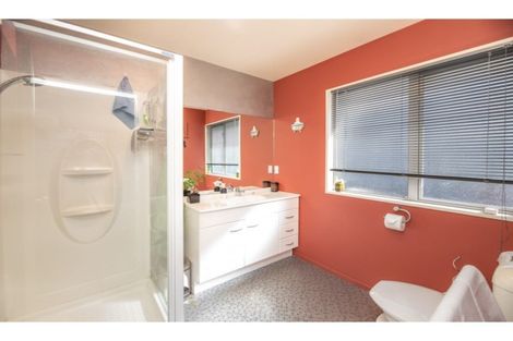 Photo of property in 2 Evergreen Place, Parklands, Christchurch, 8083