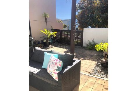 Photo of property in 21 Haven Drive, East Tamaki, Auckland, 2013