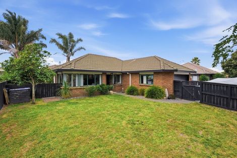 Photo of property in 52 Blake Boulevard, Papamoa Beach, Papamoa, 3118