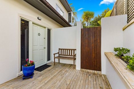 Photo of property in 1/104a Beach Road, Castor Bay, Auckland, 0620