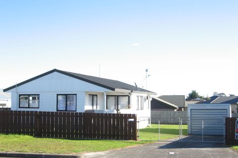 Photo of property in 8 Rhine Place, Weymouth, Auckland, 2103