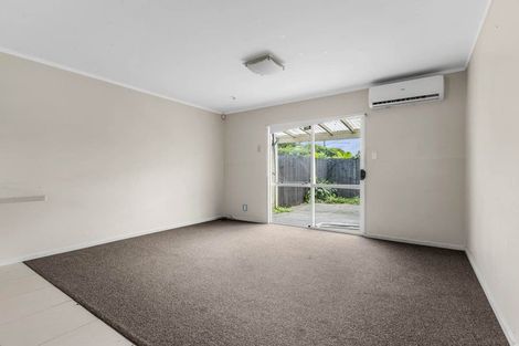 Photo of property in 3/4 Takanini Road, Takanini, 2112