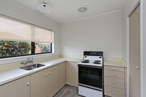 Photo of property in 7/501 Eastbourne Street East, Hastings, 4122