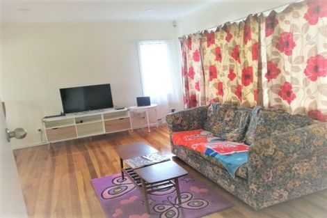 Photo of property in 76 College Road, Edgecumbe, 3120