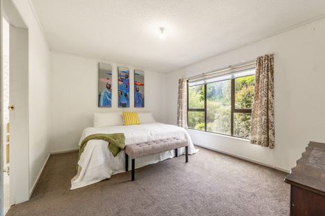 Photo of property in 14 Westhaven Drive, Tawa, Wellington, 5028