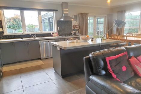 Photo of property in 23 King Street, Dannevirke, 4930