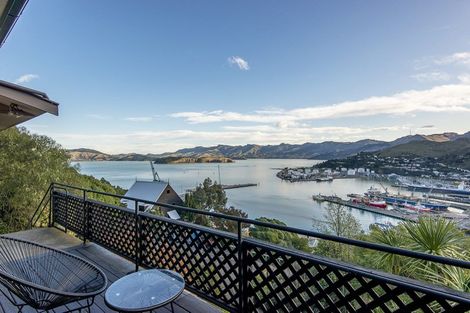 Photo of property in 6 Gilmour Terrace, Lyttelton, 8082