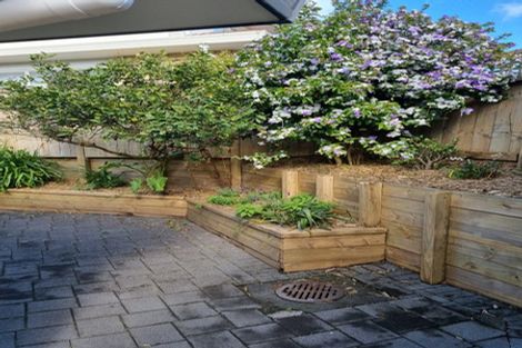 Photo of property in 1/7 Thurston Place, Bucklands Beach, Auckland, 2012