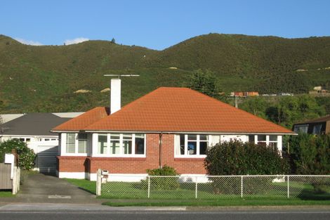 Photo of property in 1110 High Street, Taita, Lower Hutt, 5011