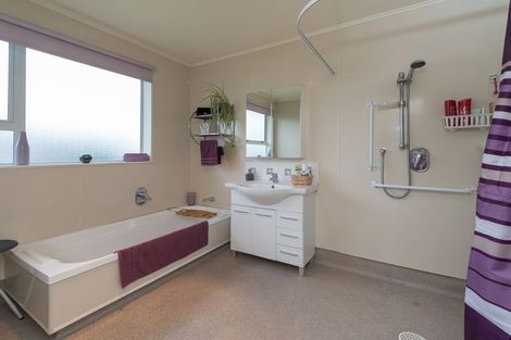 Photo of property in 8 Edmund Road, Mangakakahi, Rotorua, 3015