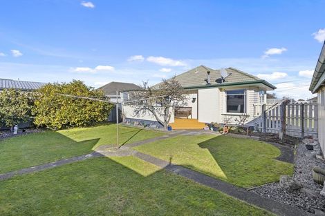 Photo of property in 58 Bournemouth Crescent, Aranui, Christchurch, 8061