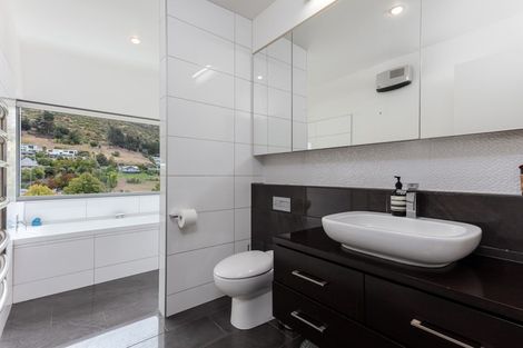 Photo of property in 101h Bowenvale Avenue, Cashmere, Christchurch, 8022