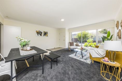Photo of property in 2/181 Shirley Road, Papatoetoe, Auckland, 2025