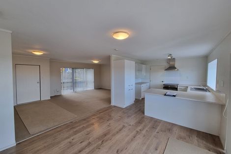 Photo of property in 6 Tern Place, Unsworth Heights, Auckland, 0632